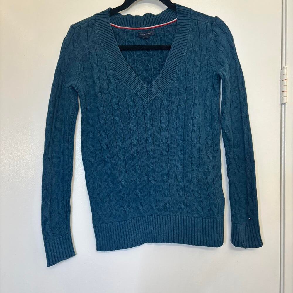 Tommy Hilfiger V-Neck Cable Knit Sweater Size XS in Blue Color